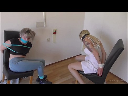 ❤️ Viciado / amarrado e amordaçado / donzela em apuros ️❌ Porno russo em pt.tusar.top ❌❤